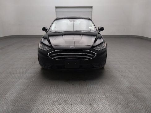 Used 2020 Ford Fusion SE FWD image 15