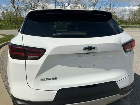 Used 2023 Chevrolet Blazer LT w/ LPO, Floor Liner Package FWD image 11