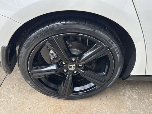 Used 2024 Honda Accord Sport image 35