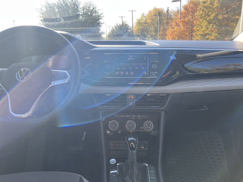 Certified 2024 Volkswagen Taos S image 27