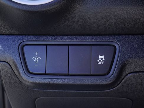 Used 2024 Kia Forte LXS FWD image 10