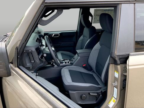 New 2026 Ford Bronco Big Bend AWD/4WD image 9