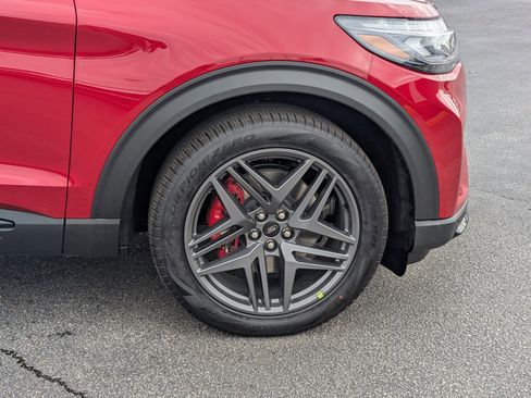 New 2026 Ford Explorer ST w/ Sun And Sound Package image 7