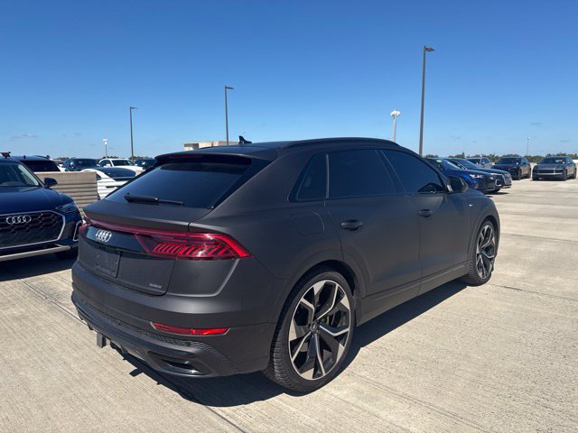 Used 2021 Audi Q8 Prestige AWD/4WD image 3