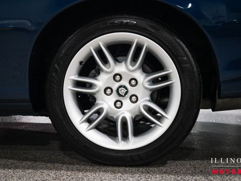 Used 2002 Jaguar XK8 Convertible RWD image 10
