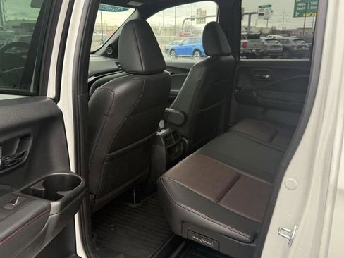 Certified 2021 Honda Ridgeline Black Edition image 25