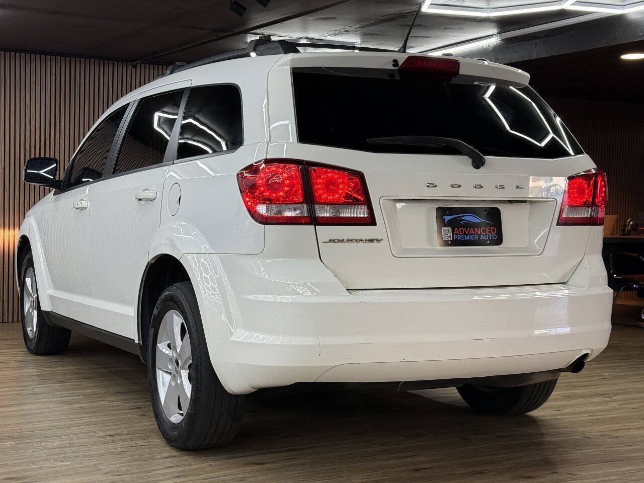 Used 2015 Dodge Journey FWD image 13