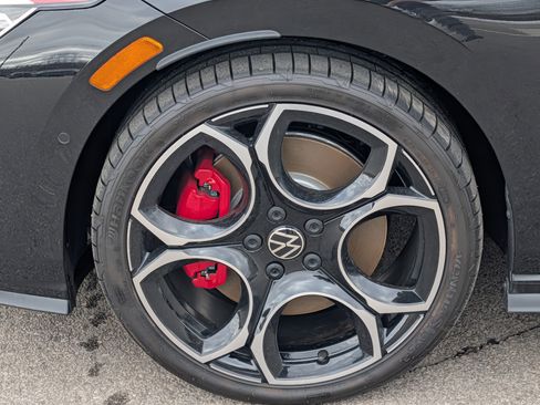 New 2025 Volkswagen GTI Autobahn image 4