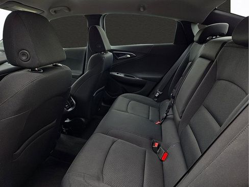 Used 2016 Chevrolet Malibu LT FWD image 9