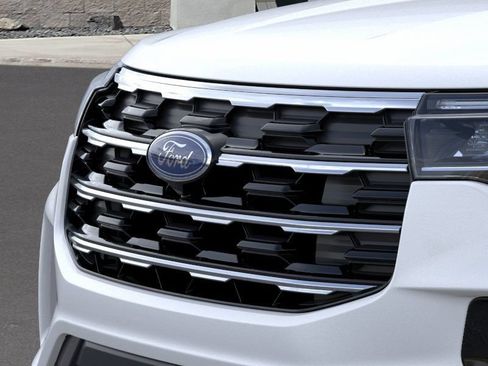 Used 2026 Ford Explorer Active w/ Active Comfort Package AWD/4WD image 17