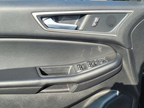 Used 2024 Ford Edge SEL AWD/4WD image 12