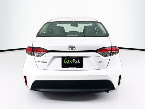 Used 2024 Toyota Corolla LE FWD image 7