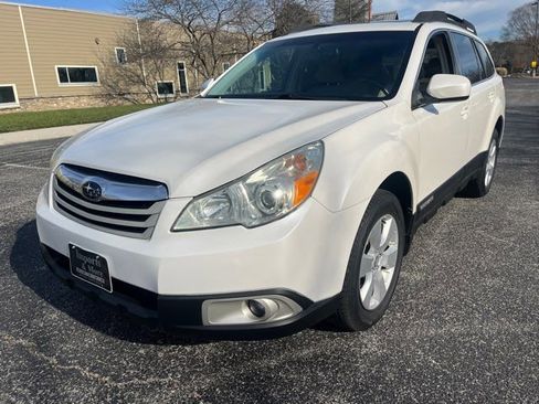 Used 2011 Subaru Outback 2.5i Premium image 17