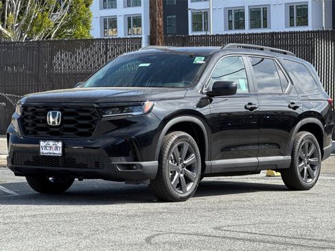 New 2025 Honda Pilot Sport image 8