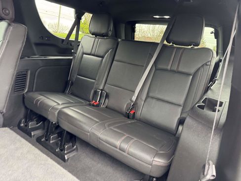 Used 2023 Chevrolet Suburban RST image 15