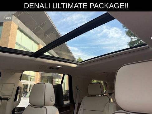 Used 2021 GMC Yukon Denali w/ Denali Ultimate Package AWD/4WD image 7