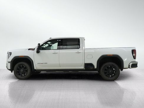 Used 2024 GMC Sierra 3500 AT4 w/ Technology Package AWD/4WD image 2