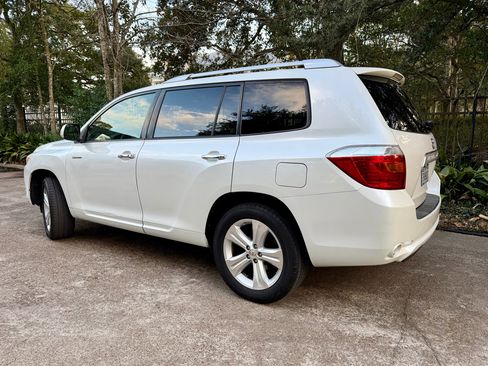 Used 2010 Toyota Highlander Limited image 4