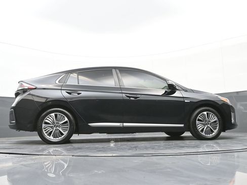 Used 2020 Hyundai Ioniq Limited image 36