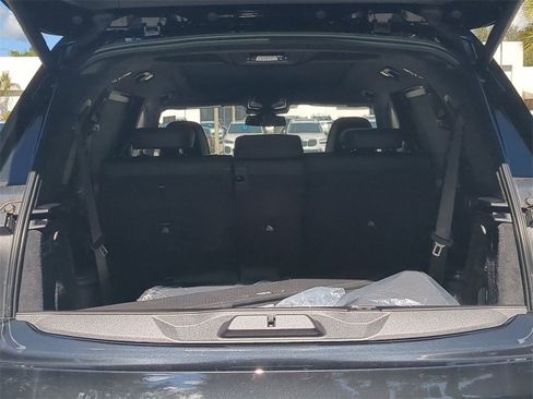 New 2026 BMW X7 M60i image 13