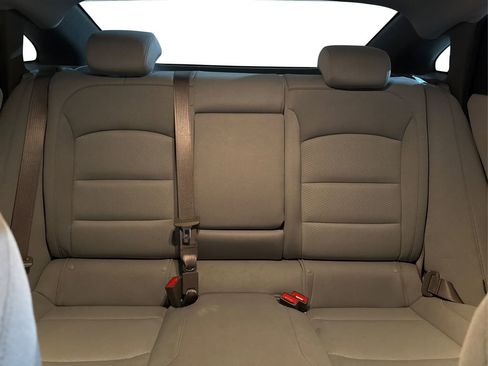 Used 2025 Chevrolet Malibu LT image 15