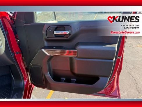 Used 2021 Chevrolet Silverado 1500 LT Trail Boss image 25