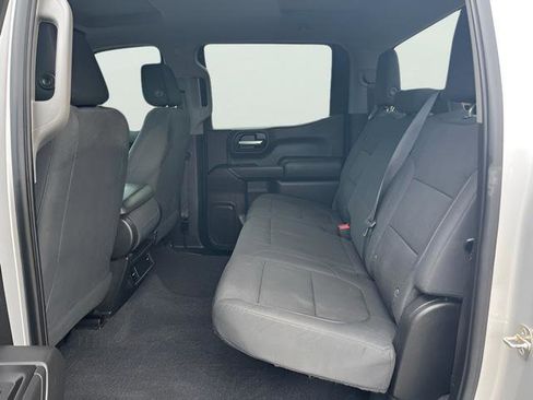 Used 2020 Chevrolet Silverado 1500 Custom w/ Custom Convenience Package RWD image 27