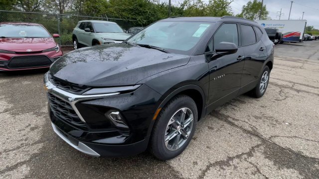 New 2026 Chevrolet Blazer LT w/ Convenience Package FWD image 6