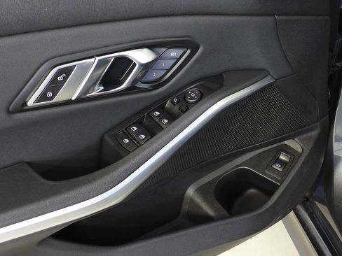 Used 2020 BMW 330i Sedan w/ Driving Assistance Package image 12