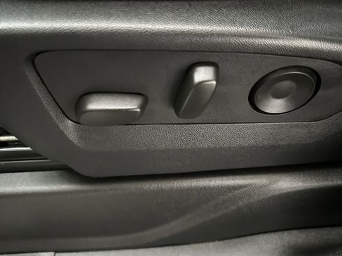 Used 2024 Chevrolet Tahoe LT image 21