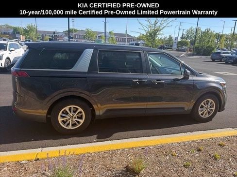 Used 2024 Kia Carnival LX FWD image 14