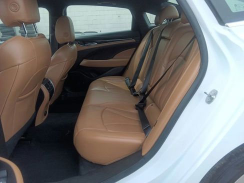 Used 2018 Buick LaCrosse Essence FWD image 30