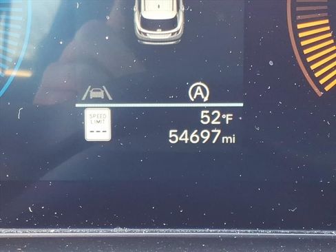 Certified 2025 Hyundai Tucson SE image 16