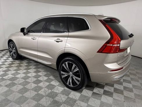 Used 2023 Volvo XC60 B5 Plus w/ Protection Package Premier FWD image 4