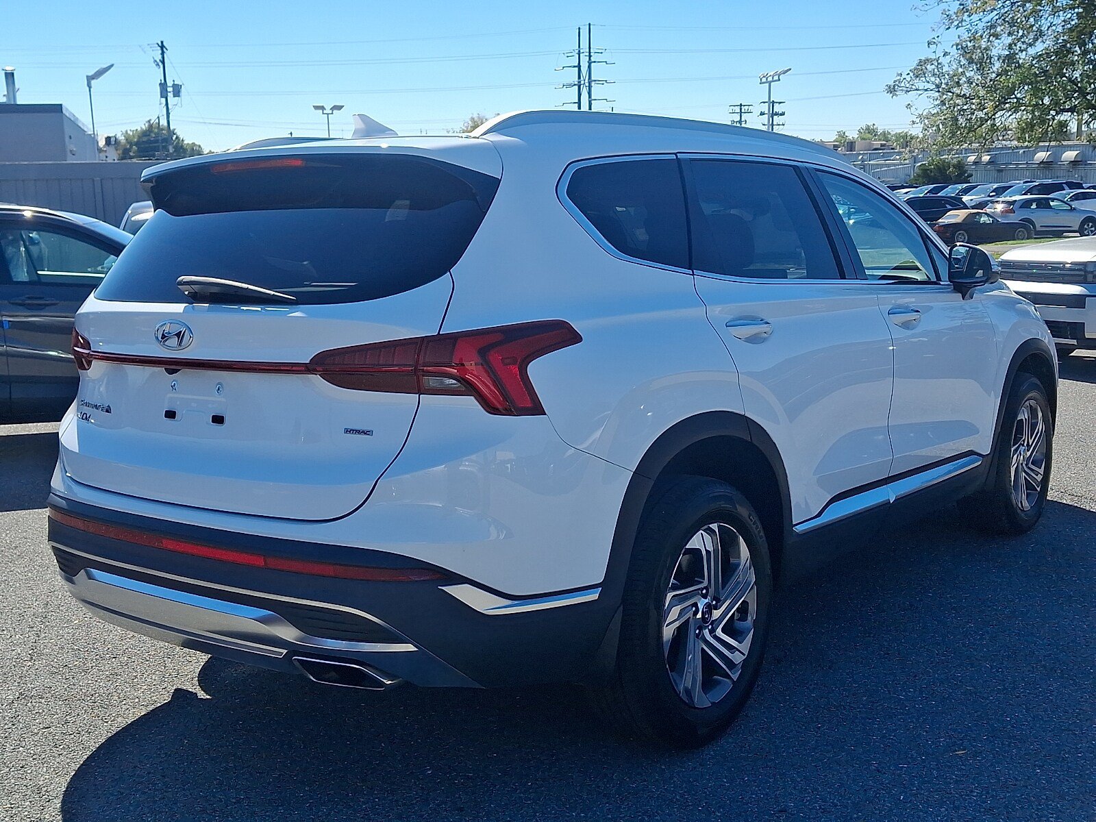 Certified 2023 Hyundai Santa Fe SEL w/ Premium Package AWD/4WD image 5
