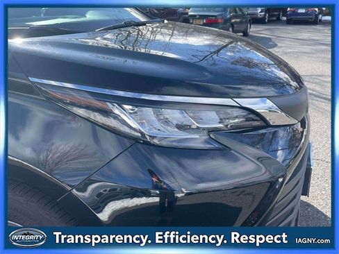 Certified 2021 Toyota Sienna XLE image 10