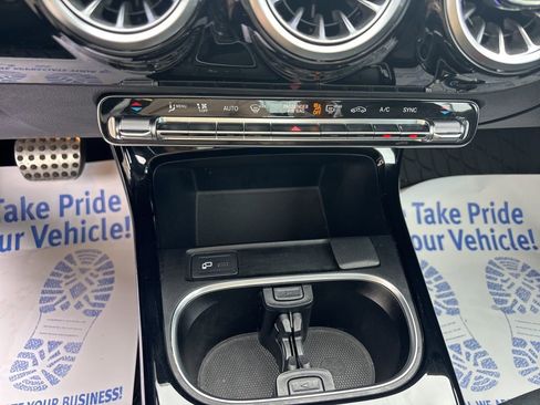 Used 2023 Mercedes-Benz CLA 250 4MATIC image 17