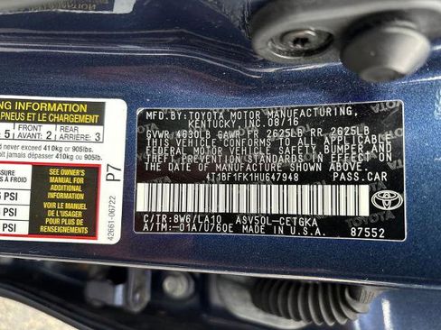 Used 2017 Toyota Camry XLE FWD image 30