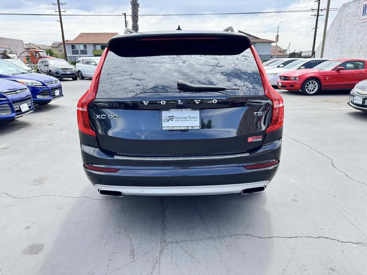 Used 2017 Volvo XC90 T5 Momentum w/ Vision Package AWD/4WD image 3