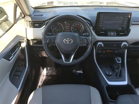 Certified 2022 Toyota RAV4 XLE Premium image 16