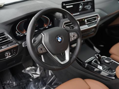 Used 2023 BMW X3 xDrive30i w/ Premium Package AWD/4WD image 8