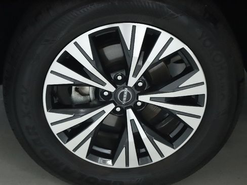 Certified 2023 Nissan Rogue SV AWD/4WD image 36