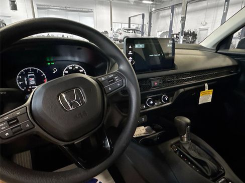 New 2026 Honda HR-V LX image 30