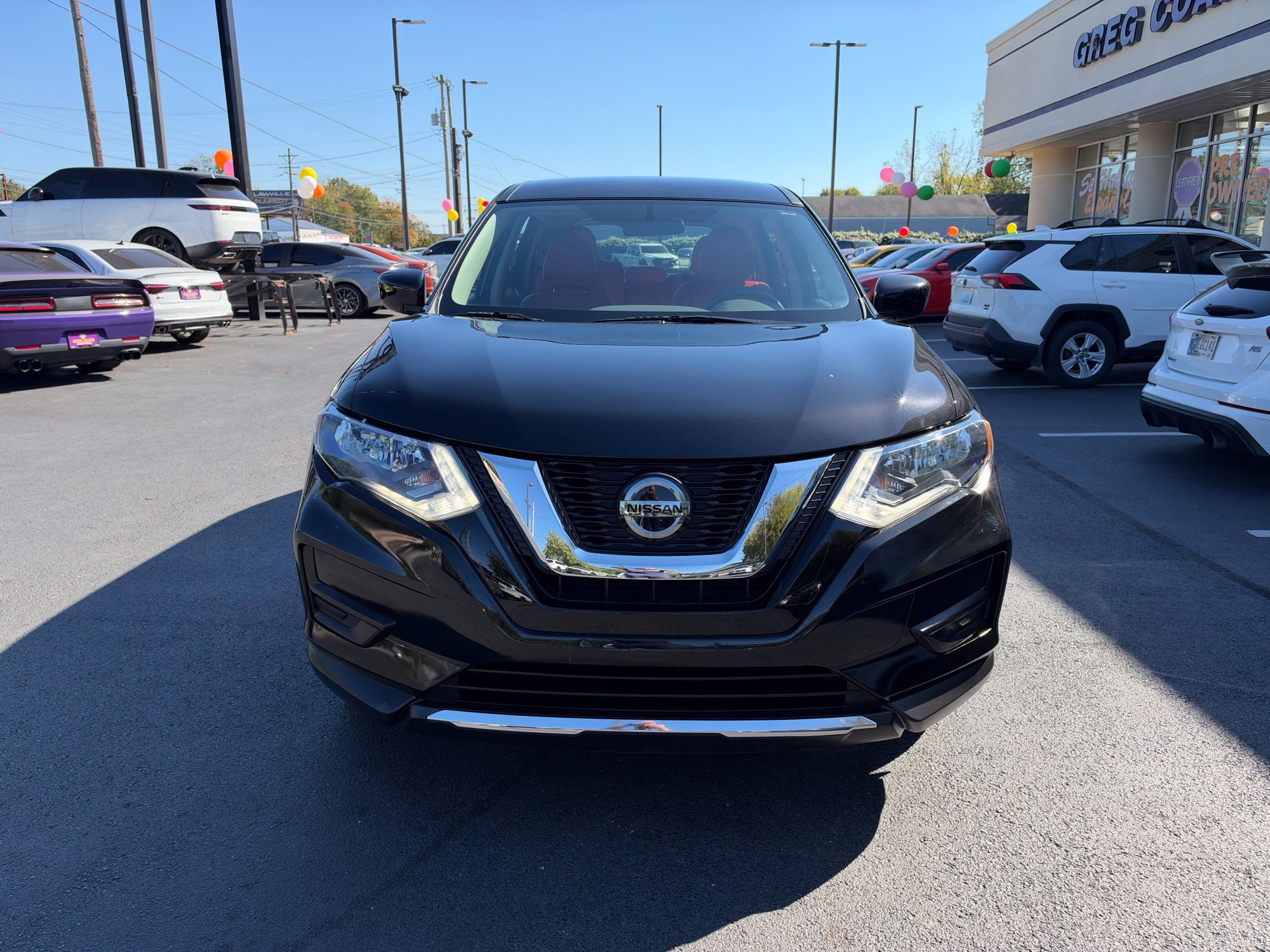 Used 2018 Nissan Rogue S AWD/4WD image 2
