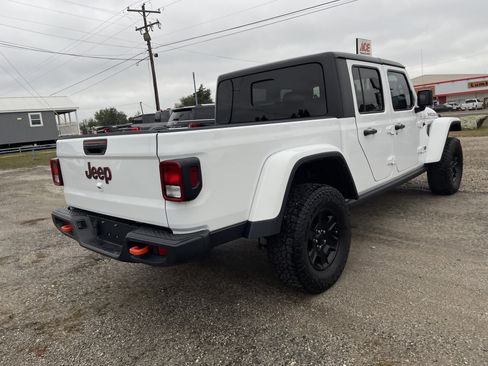 Used 2022 Jeep Gladiator Mojave w/ Auxiliary Switch Group image 4