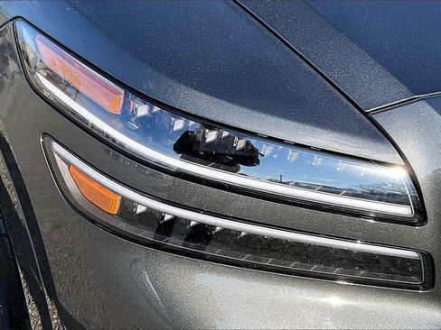 Used 2025 Genesis GV80 3.5T e-SC image 29