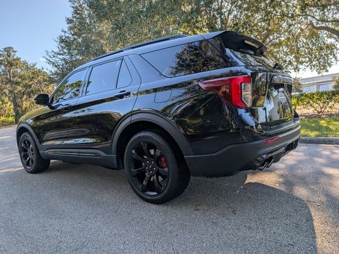 Used 2024 Ford Explorer ST w/ Equipment Group 401A image 6