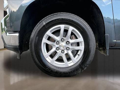Used 2019 Chevrolet Silverado 1500 LT w/ All-Star Edition AWD/4WD image 28