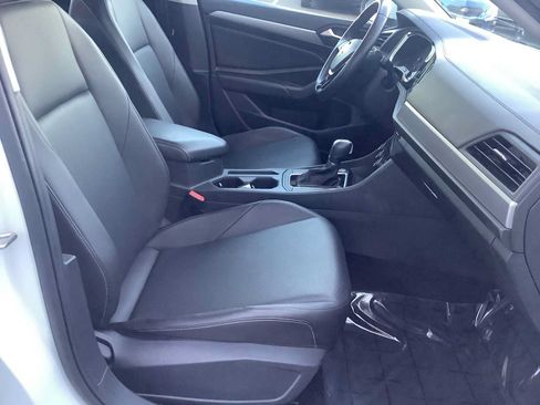 Used 2019 Volkswagen Jetta SE FWD image 15