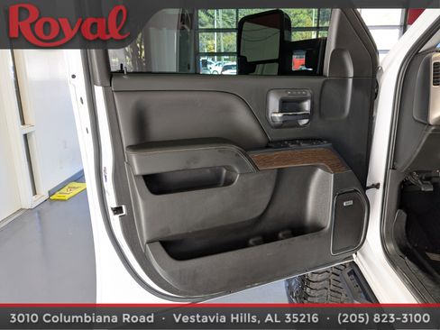 Used 2018 GMC Sierra 2500 Denali w/ Duramax Plus Package image 14
